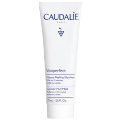 Caudalie Vinoperfect Masque Peel, bouteille 75 ml, révèle un teint plus lumineux en 10 minutes.