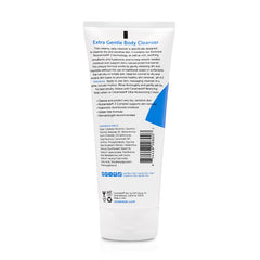 Ceramedx: texture-cremeuse montrant le nettoyant en action.