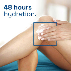 Absorption rapide de la crème Cetaphil Pro Restoraderm pour une routine sans effort.