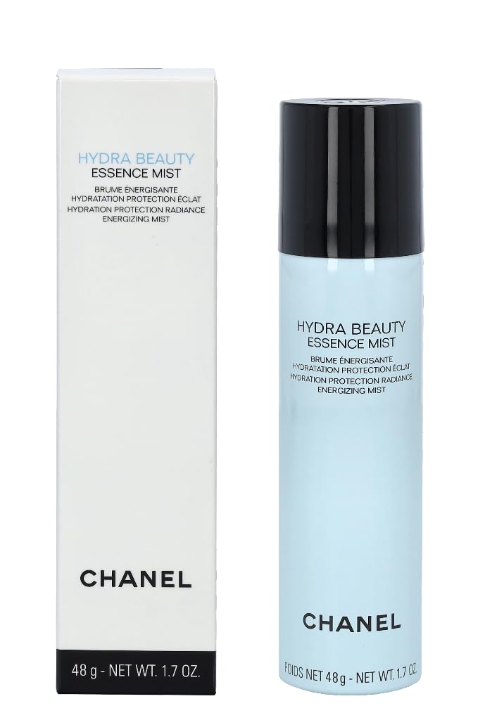 CHANEL Hydra Beauty Essence Mist, la bouteille élégante offre fraîcheur et hydratation instantanée.