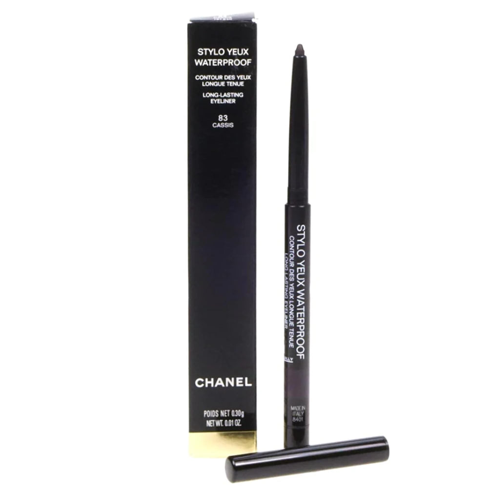 CHANEL Stylo Yeux résistant à l'eau Cassis 83 – ligne longue tenue et définition précise.