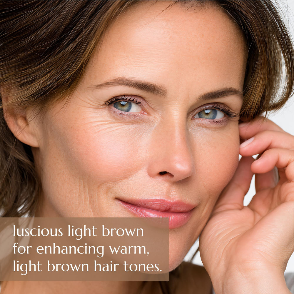 Définition naturelle avec le crayon sourcils Chella.