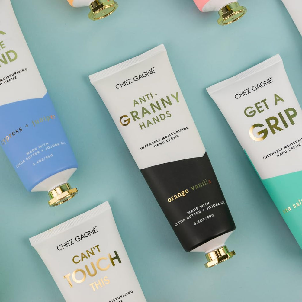 Format voyage pratique, idéal pour emporter la crème mains chez Gagné.