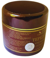 Chiara Venezia Tepezcohuite creme, texture onctueuse, hydrate en profondeur et laisse la peau douce.
