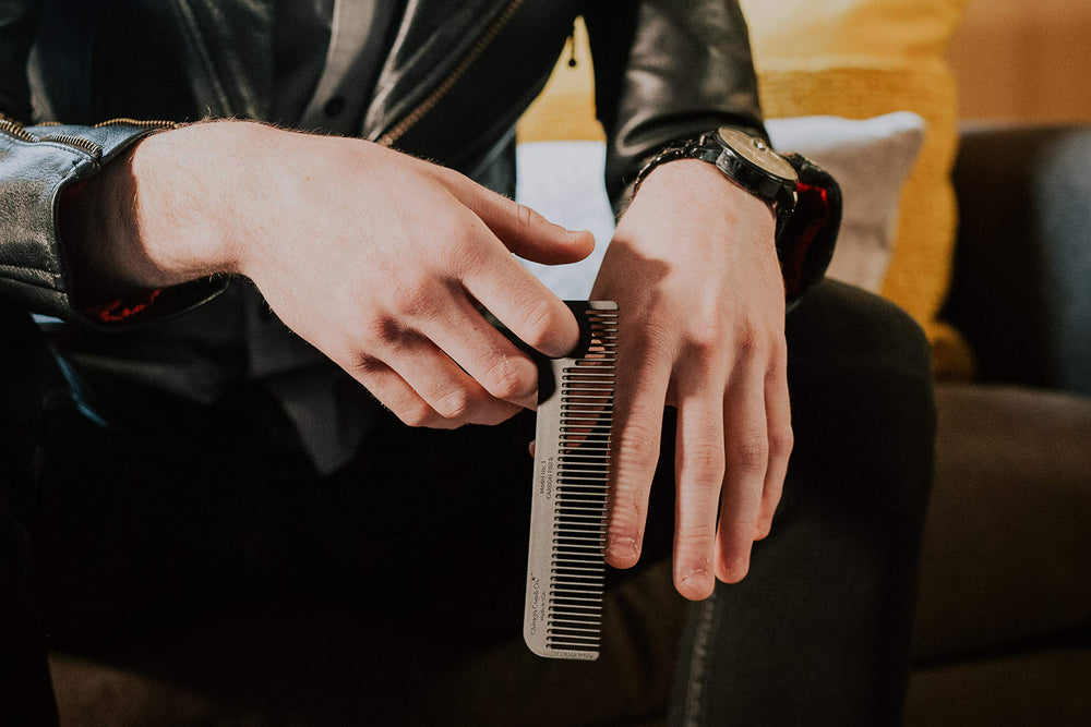 Chicago Comb Modèle 1 : anti-statique pour limiter les frisottis.