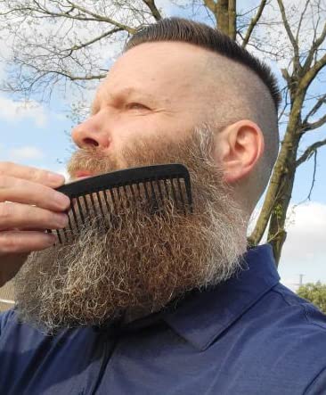 Chicago Comb Modèle 10, dents larges pour démêler cheveux et barbes.