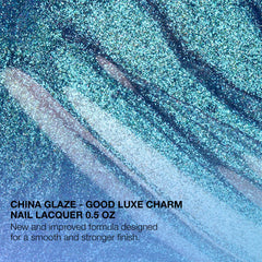 China Glaze Good Luxe Charm - Pinceau application lisse pour des gestes nets.