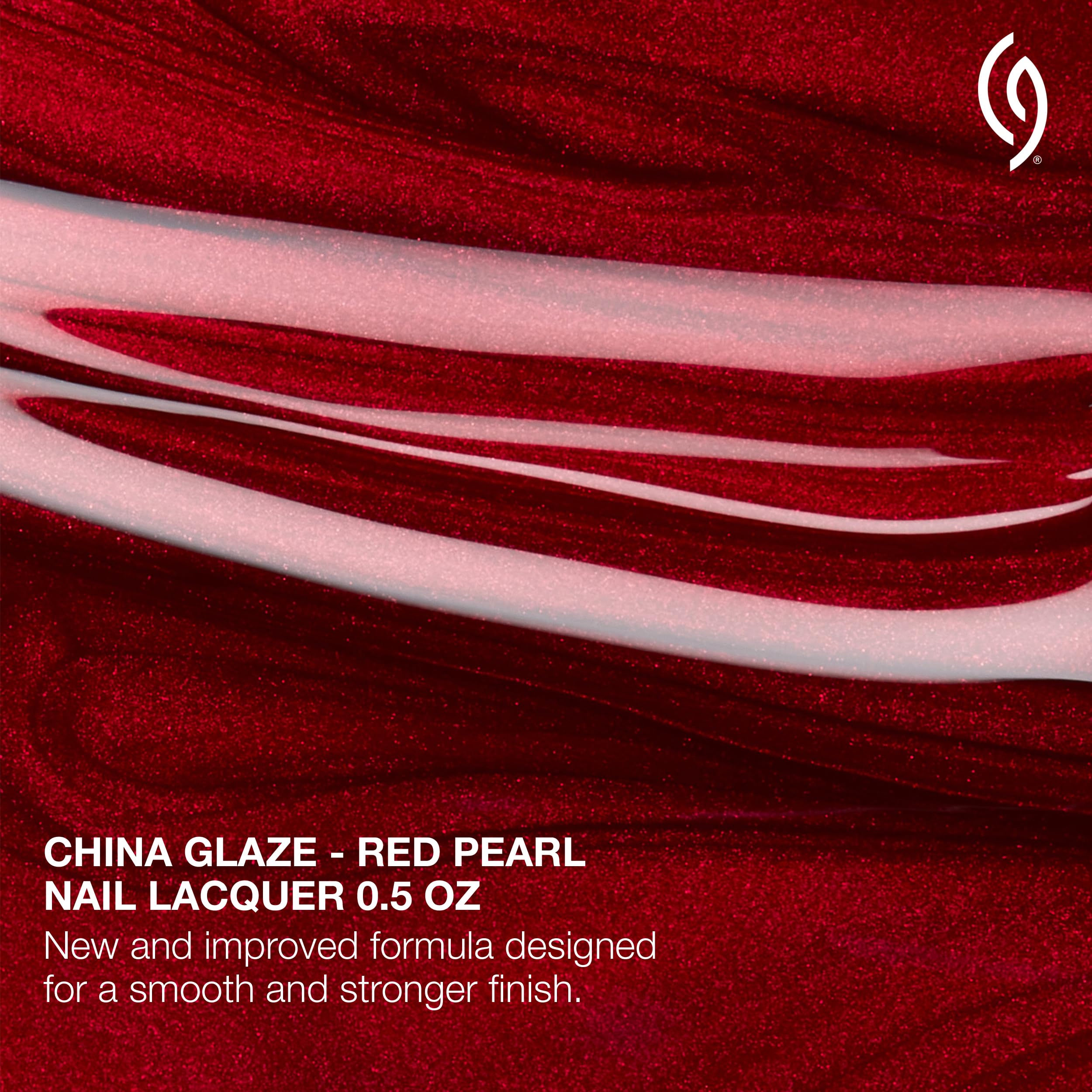 Ongles rouges perlés par Red Pearl, effet lumineux et chic.