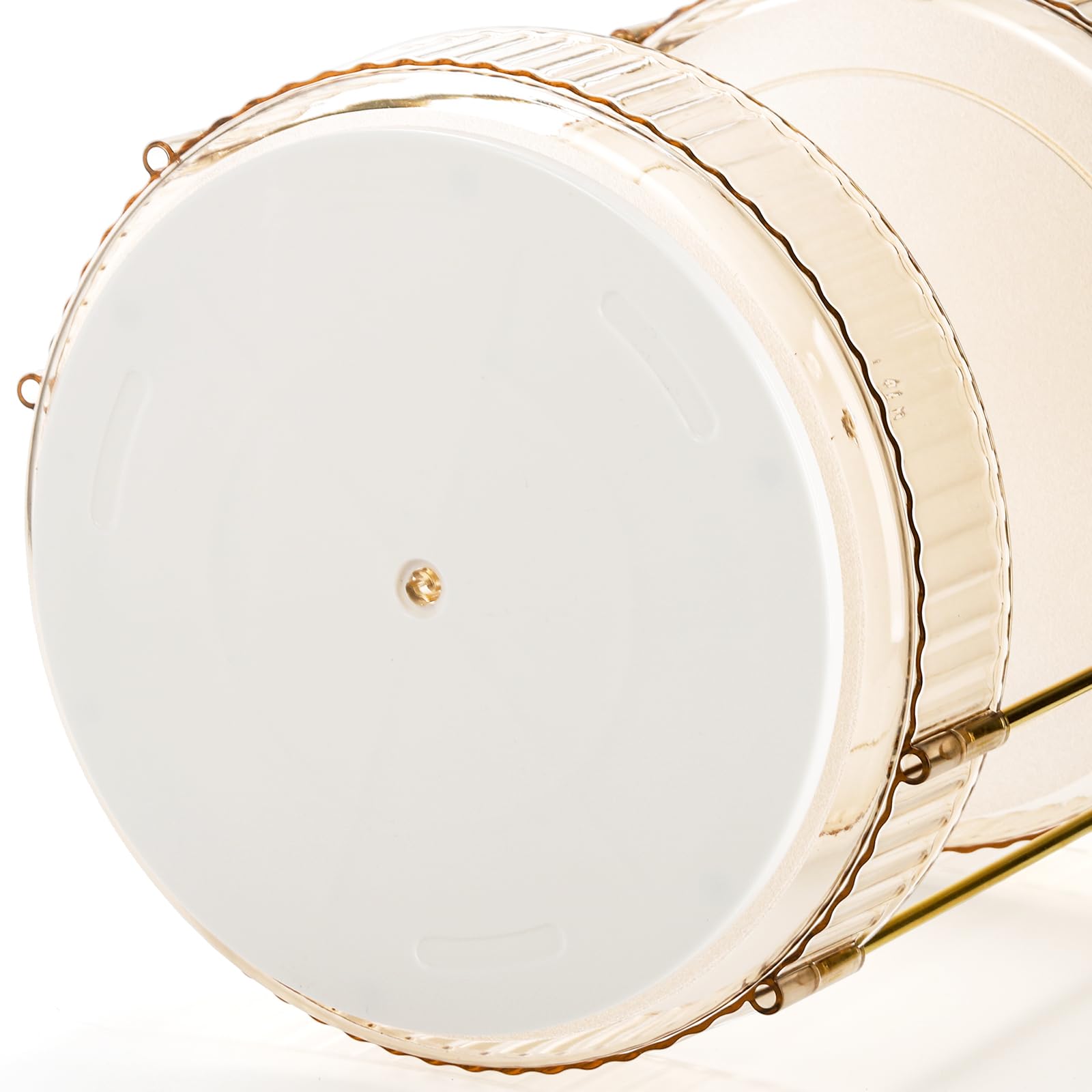 Cididu finition ambre-or: design élégant et surface lisse.