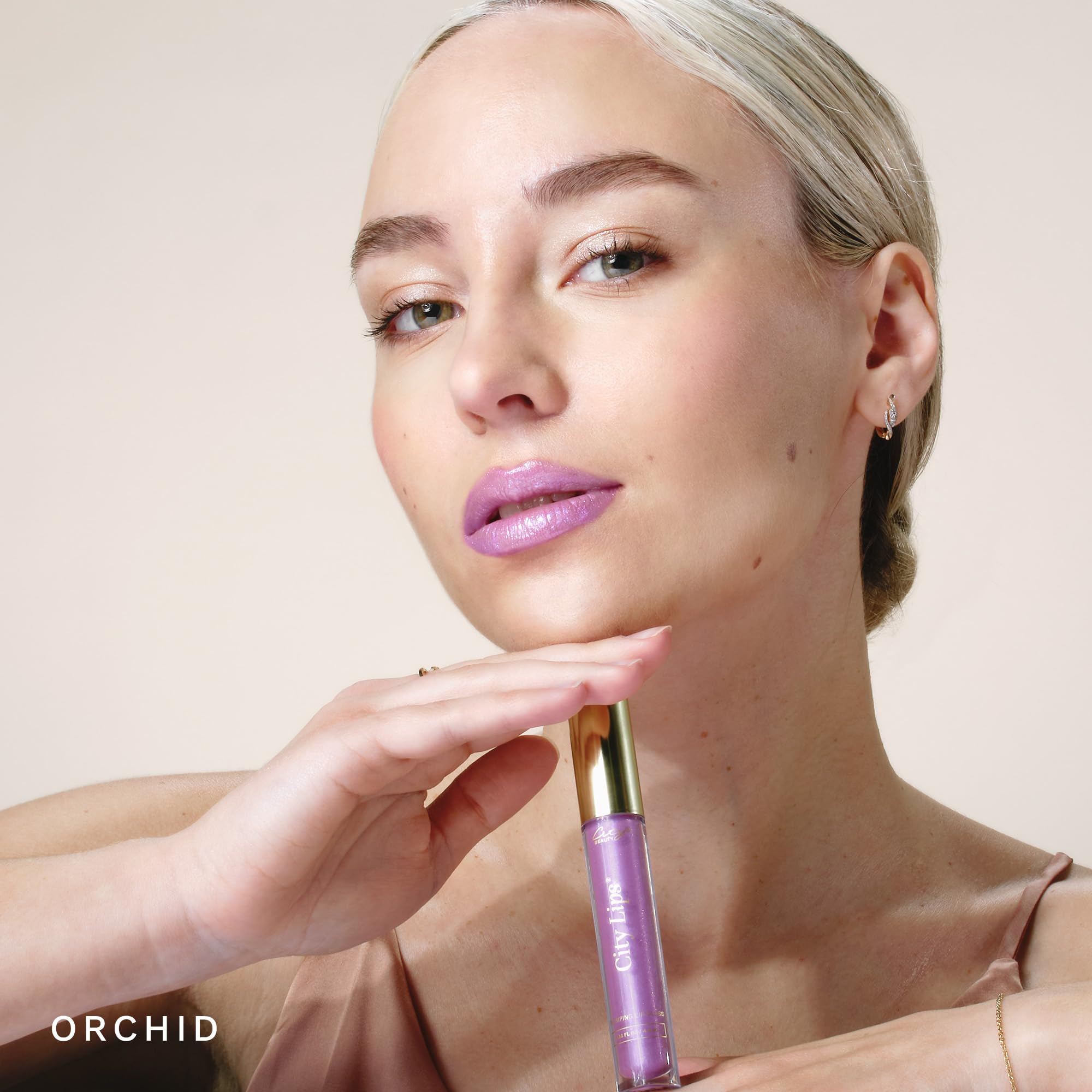 Hydratation longue durée grâce à City Lips Orchid.