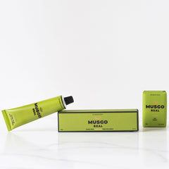 Claus Porto Musgo Real Savon Corps – parfum boisé durable sur la peau.
