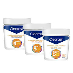 Lingettes Clearasil 5-en-1 visage, emballage pratique pour une routine rapide.