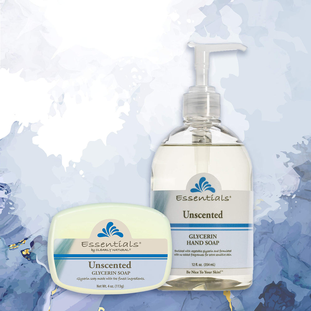Savon hydratant glycérine Clearly Natural pour une peau équilibrée après rinçage.