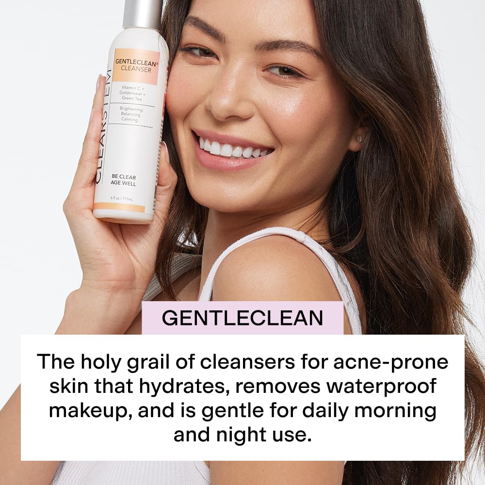 CLEARSTEM GentleClean : mousse généreuse sur la peau pour un nettoyage en douceur.