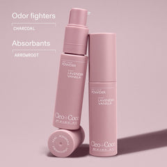 Texture fine de la poudre Cleo + Coco pour une application facile.