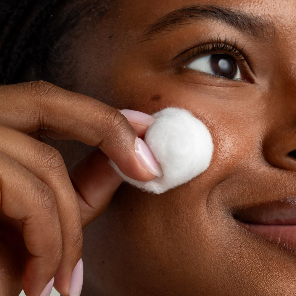 Boîte coton Cliganic 200 boules, format pratique et économique