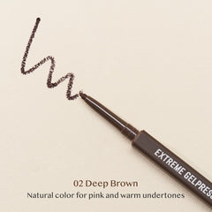 Échantillon de couleur sur peau: marron foncé riche et uniforme.
