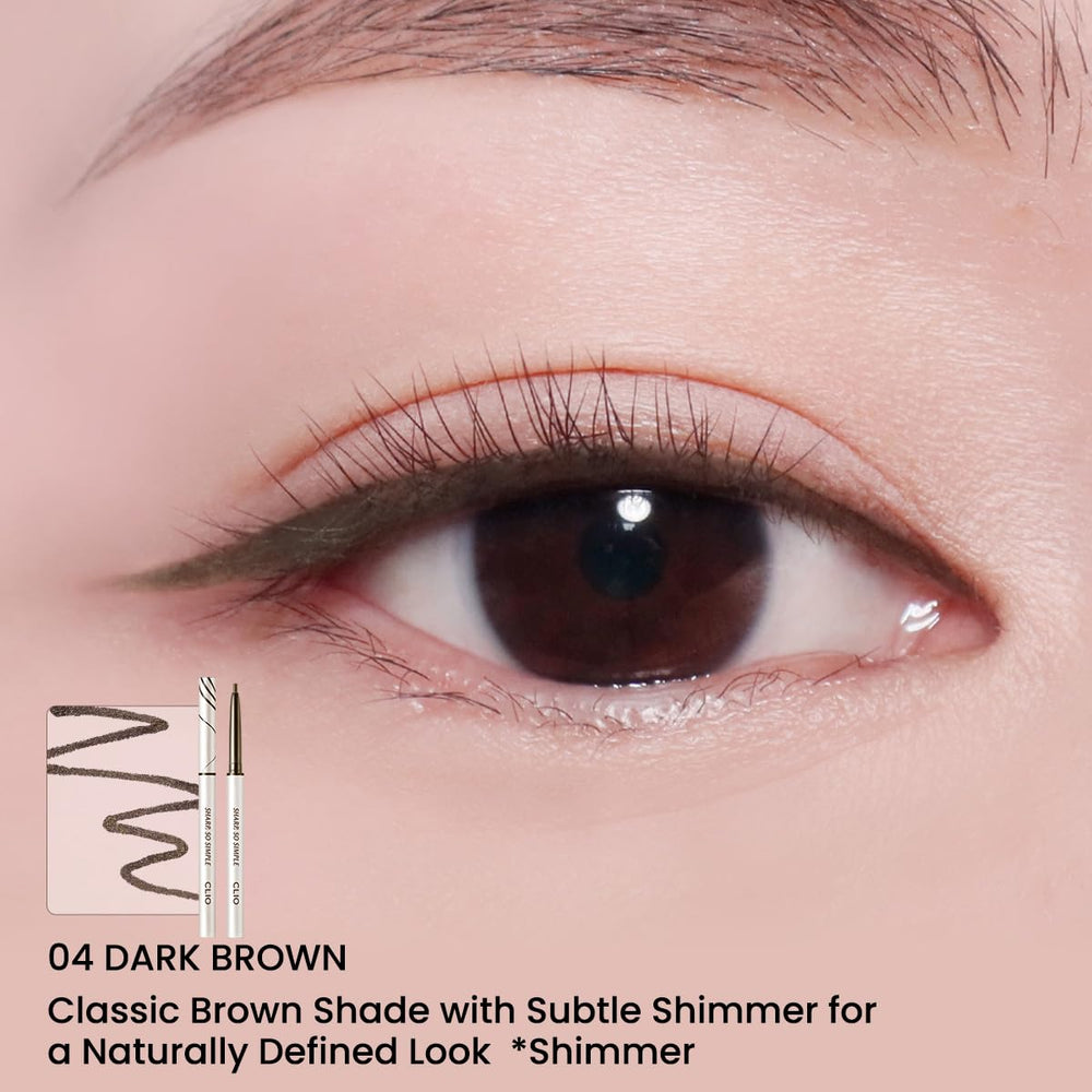 CLIO Sharp So Simple : application crème douce et confortable sur la paupière.