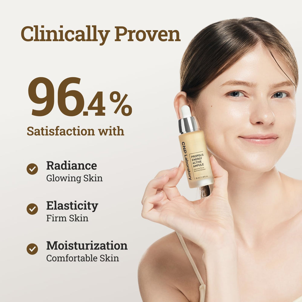Formulation hyaluronique et beta-glucane du CNP Honey Glow offrant hydratation durable.