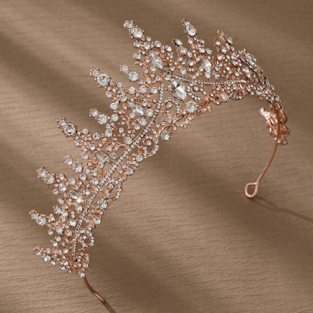 Accessoire idéal pour fête avec COCIDE, brille sur scène et soirée.