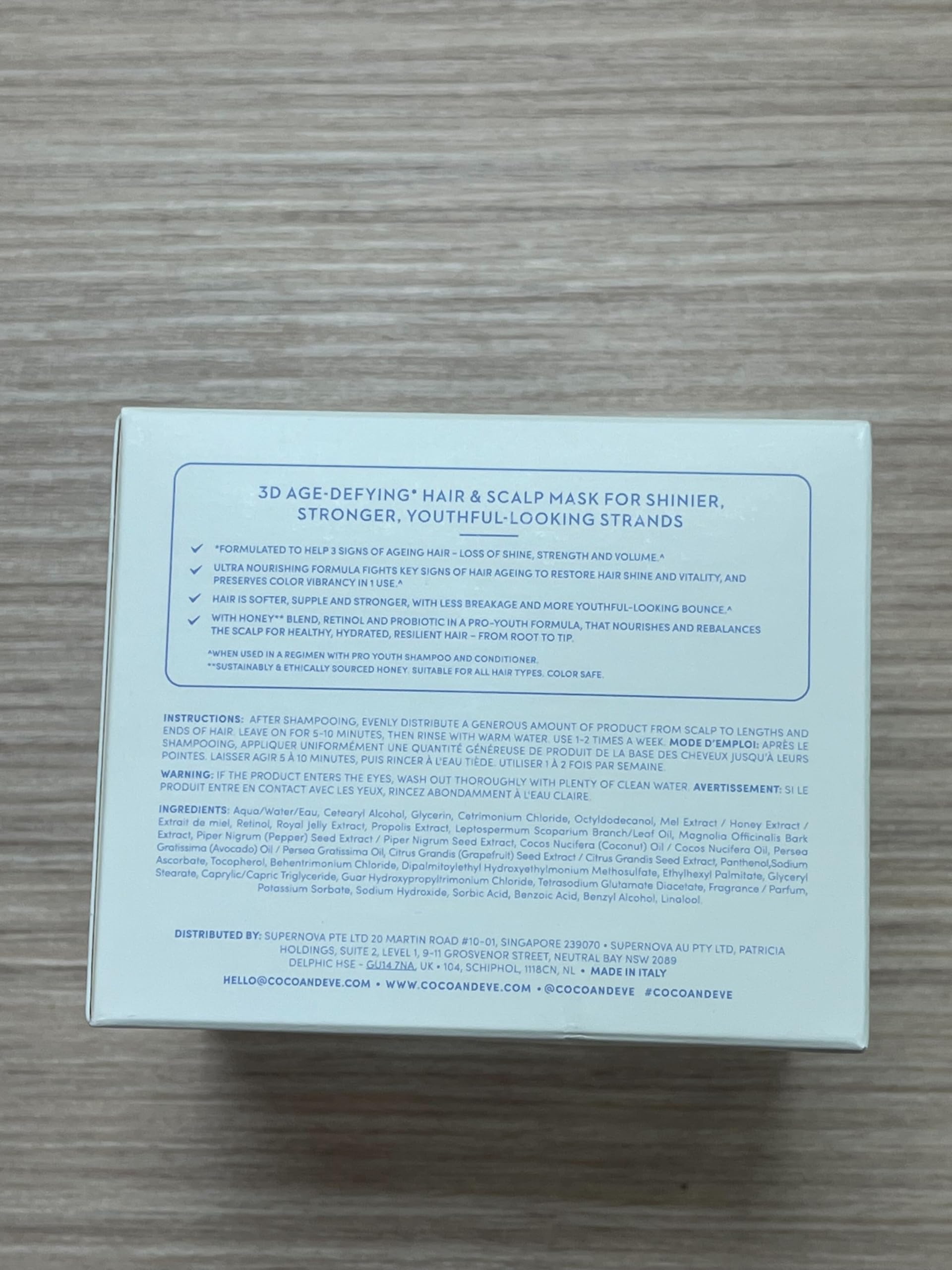 Coco & Eve Pro Youth Mask – Soin quotidien: intégré facilement à votre routine capillaire.