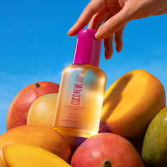 Péptide biomimétique breveté du Coco & Eve Tan Boosting Oil stimule le bronzage.