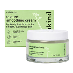 Cocokind Texture Smoothing Cream sur bouteille, hydratation légère pour le visage.