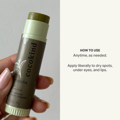 Cocokind Mymatcha Stick — huile-de-coco, base nourrissante pour peau sèche.