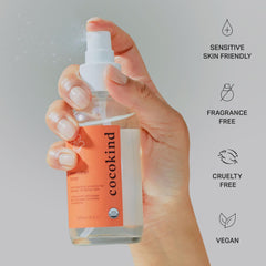 Fixateur léger de maquillage Cocokind : brume rafraîchissante et naturelle.