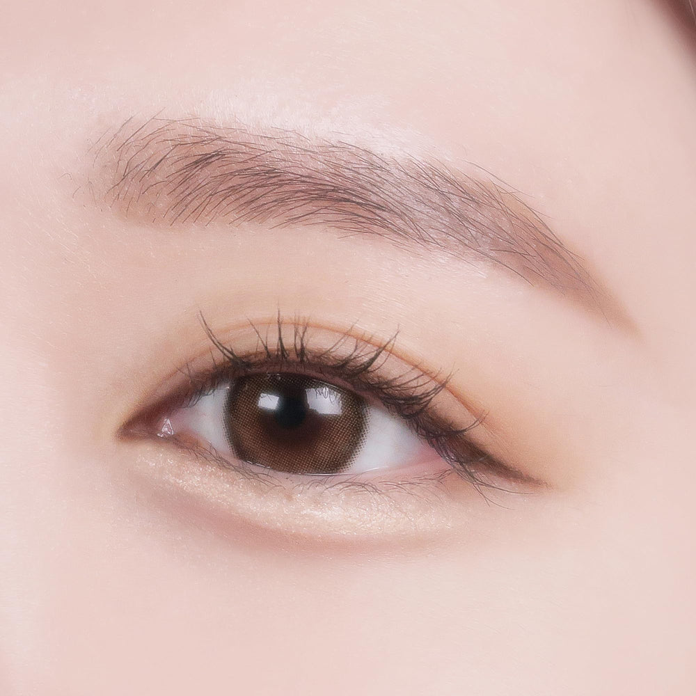 COLORGRAM finition satinée highlighter yeux : glow doux et uniforme.