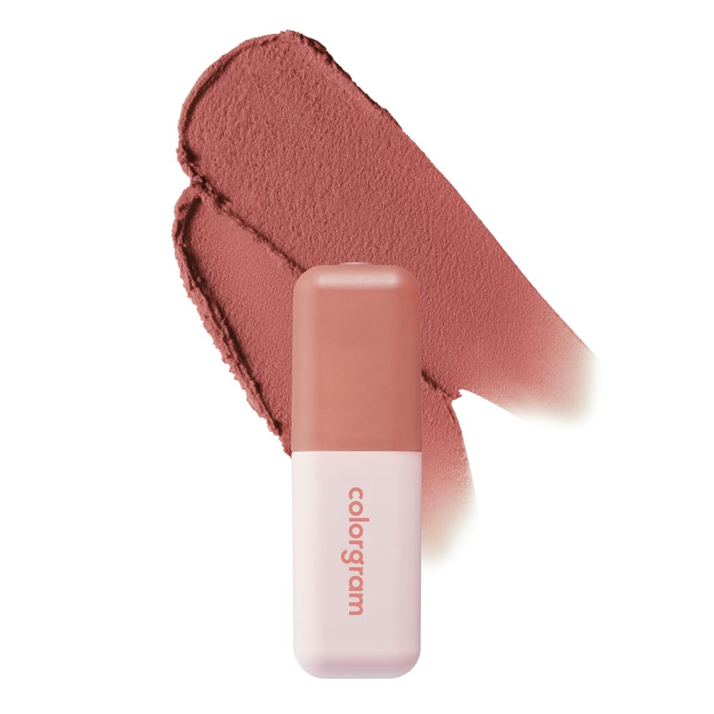COLORGRAM NUDE BLUR TINT 03 LOVELY FIG sur les lèvres, fini velouté et naturel