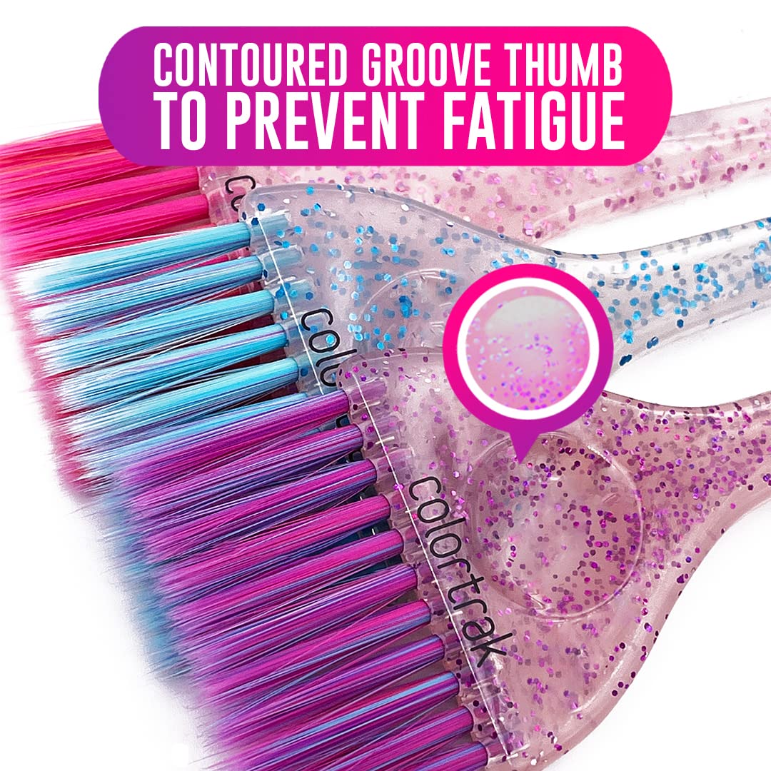 Colortrak brosse poils doux facilitant l’application sur de grandes sections de cheveux.