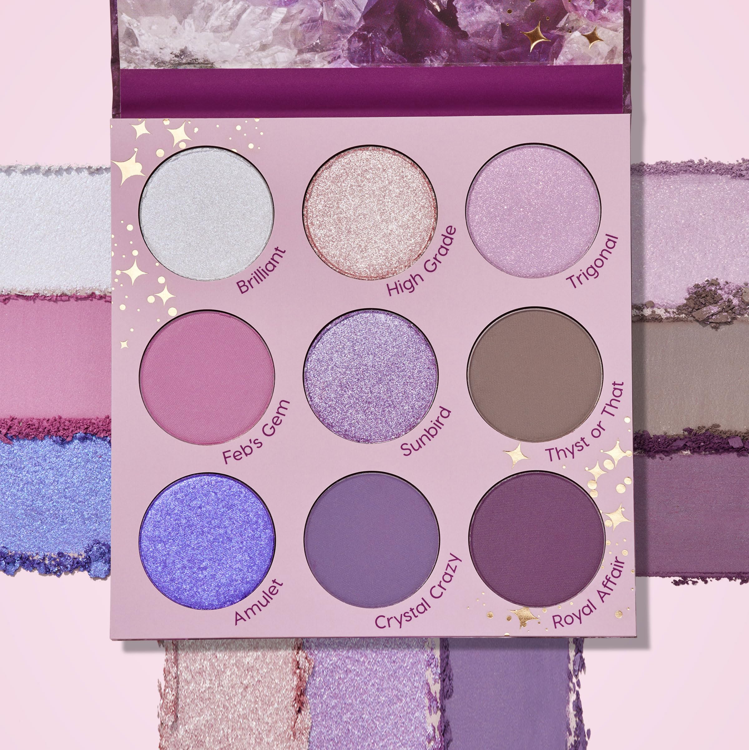Échantillons swatches ColourPop All Amethyst lilas à améthyste, inspirants pour un look violet.