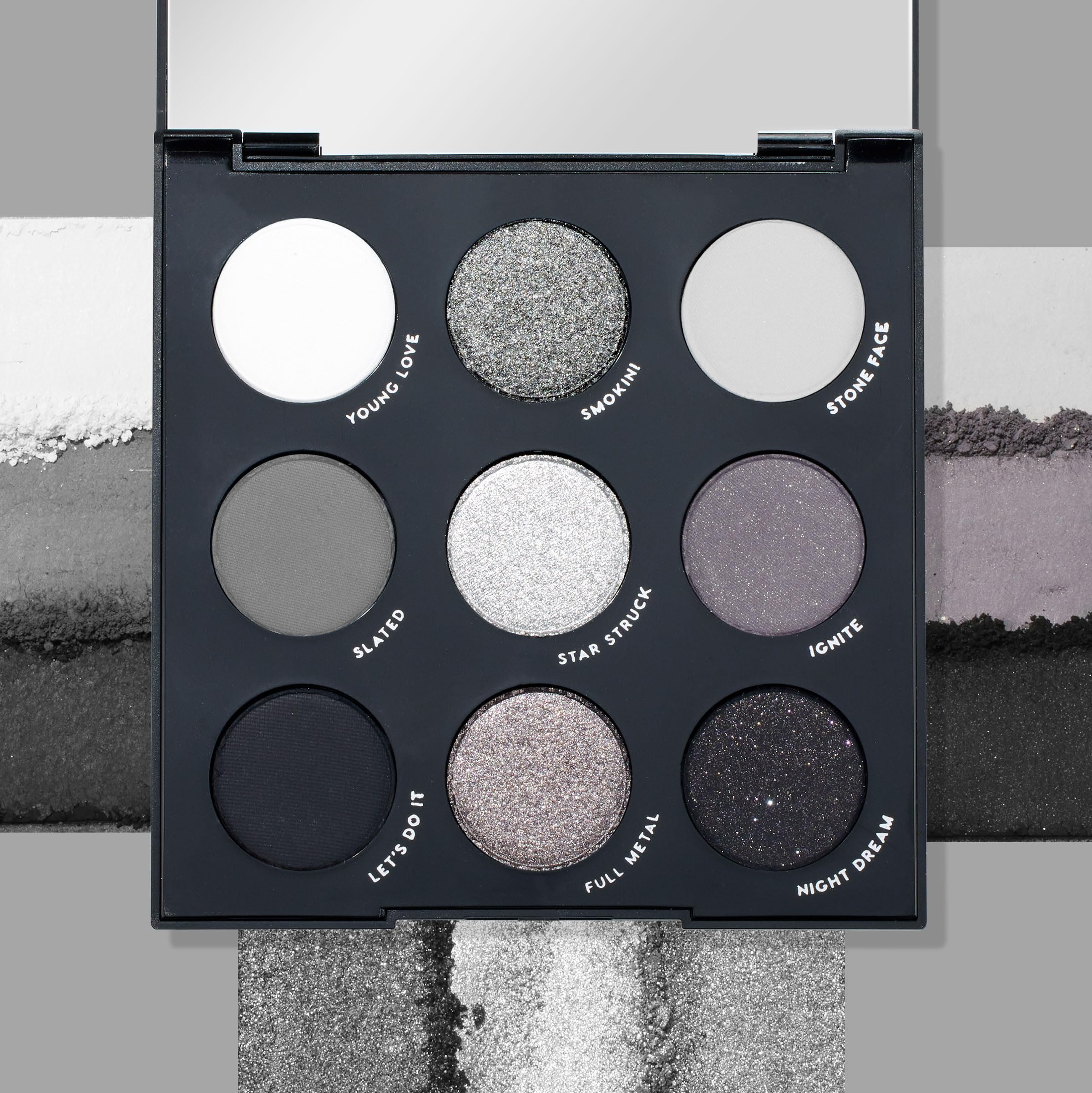 ColourPop Blowin' Smoke, démonstration d’application avec brosses pour définition précise.