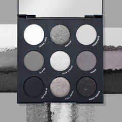 ColourPop Blowin' Smoke, démonstration d’application avec brosses pour définition précise.