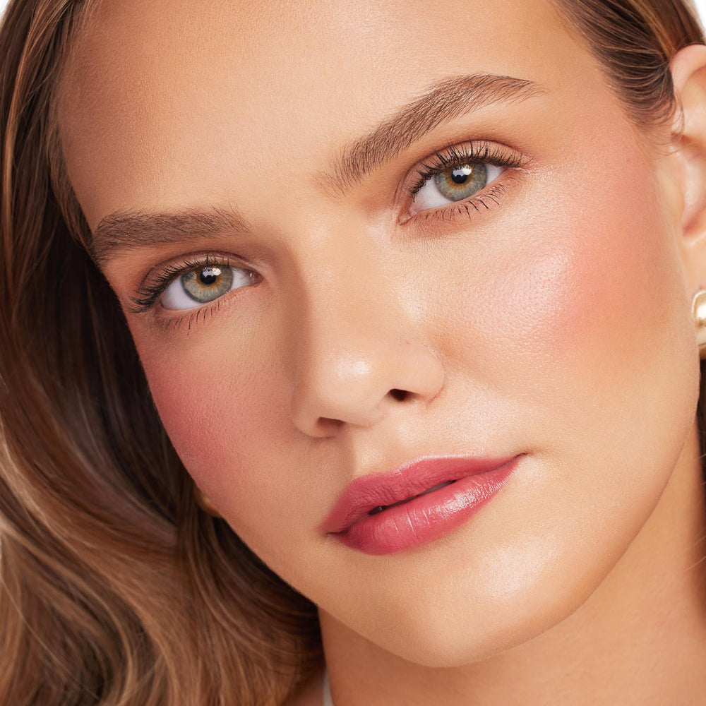 Boîtier mini ColourPop Blush Stix pour trousse de toilette et voyage.