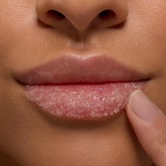ColourPop Fresh Kiss gommage lèvres enrichi karité et cupuaçu pour nourrir durablement
