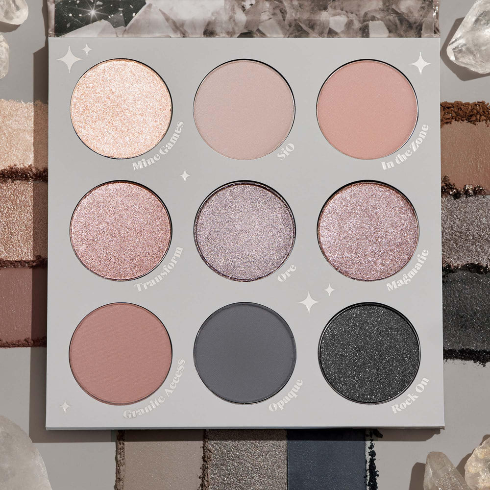 Palette ColourPop Of Quartz, ombre champagne, éclat subtil et finition irisée.