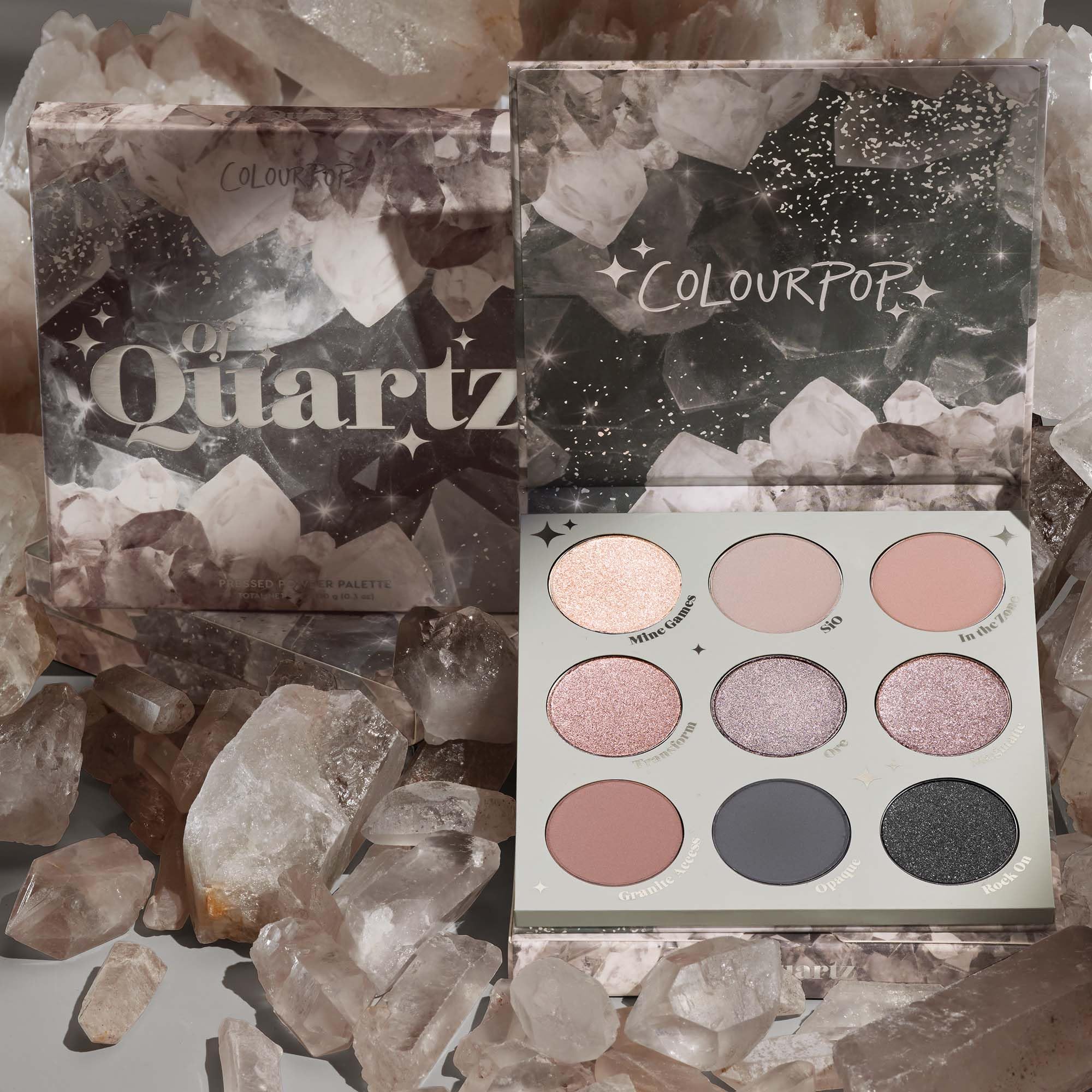 Palette ColourPop Of Quartz, taupe sable, texture soyeuse pour un dégradé facile.