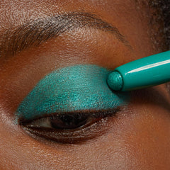 ColourPop Shadow Stix base d’ombre polyvalente pour le regard.