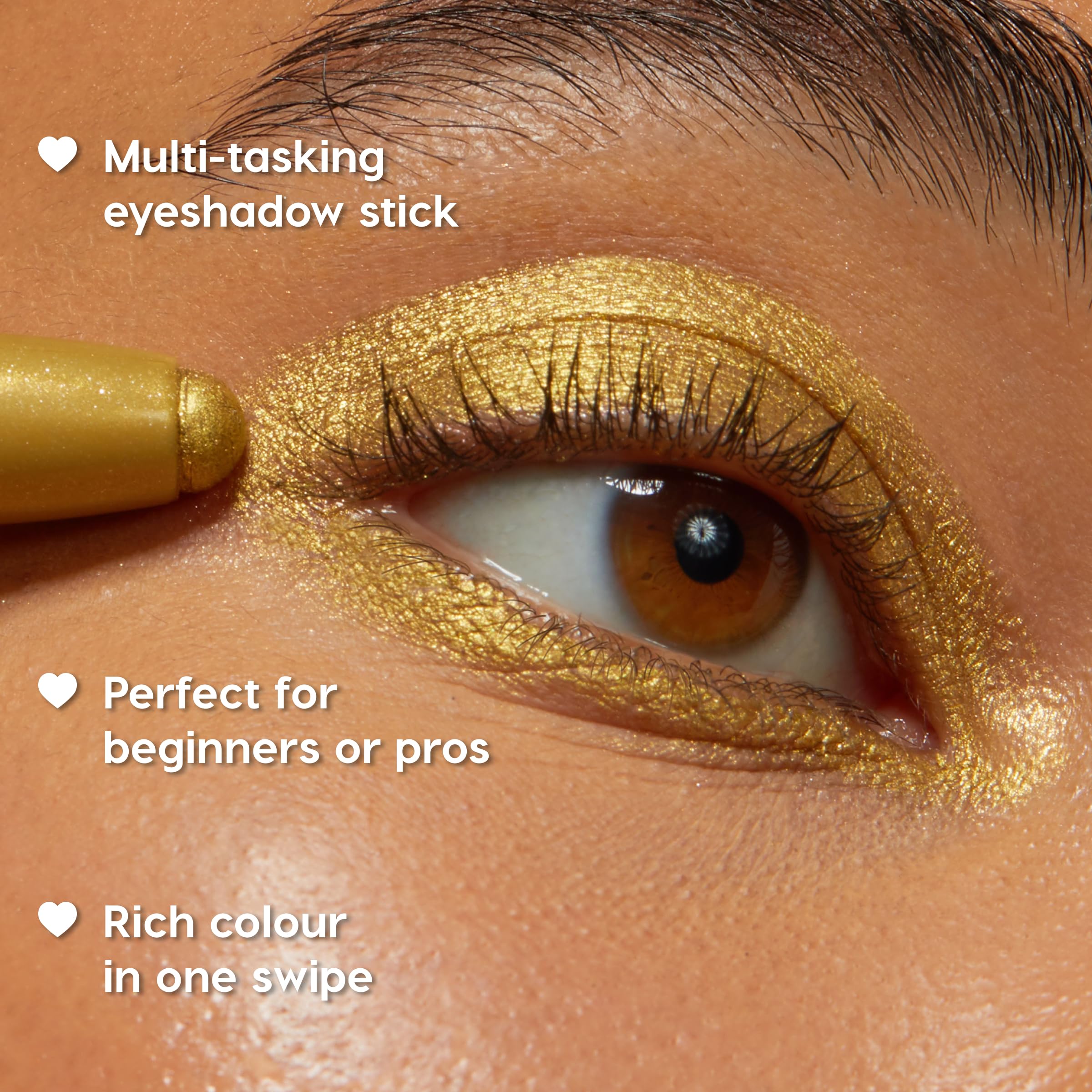 ColourPop Shadow Stix glisse-creme : texture douce qui facilite l'application rapide.