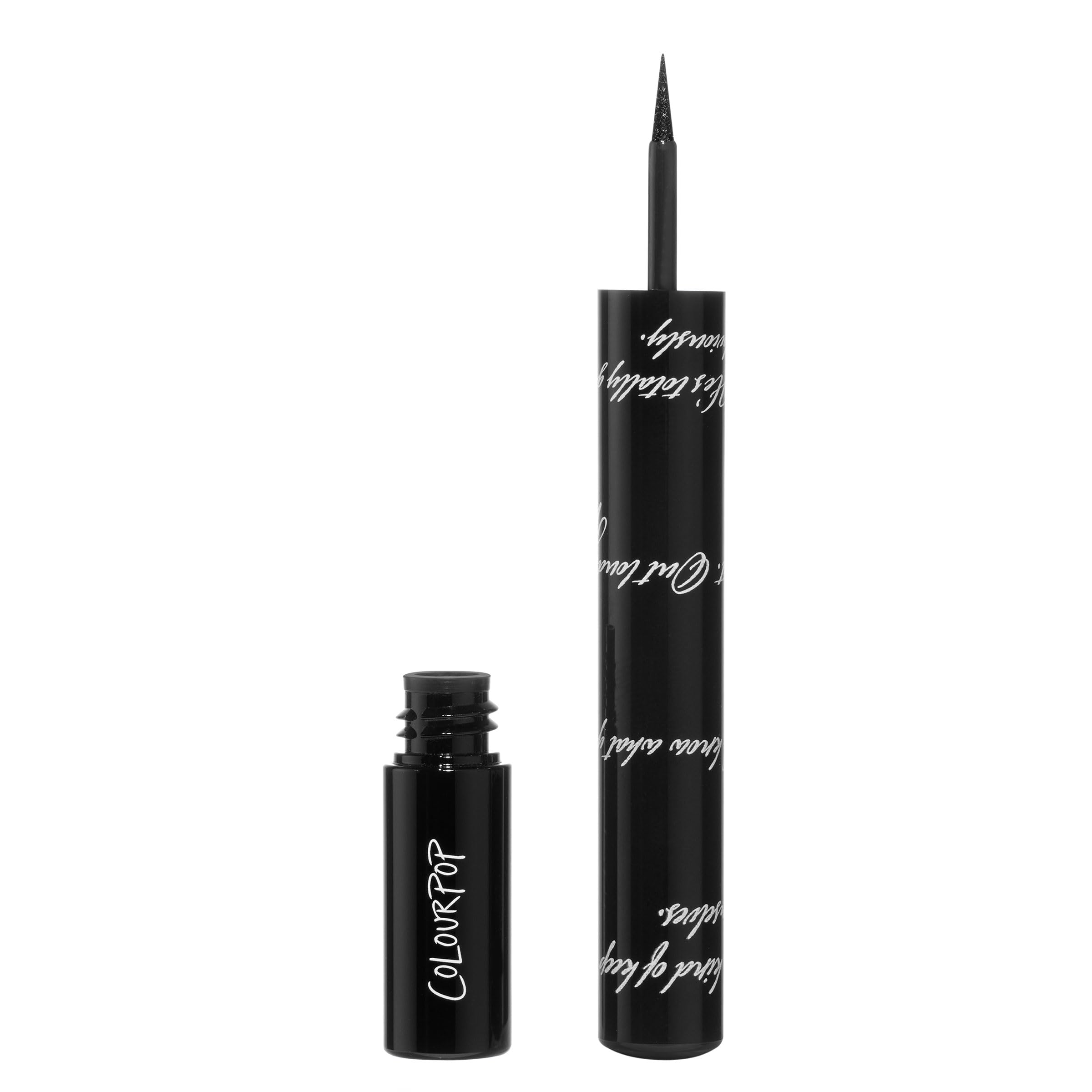 ColourPop Twilight Coven échantillons de couleur sur peau pour évaluer l'intensité.