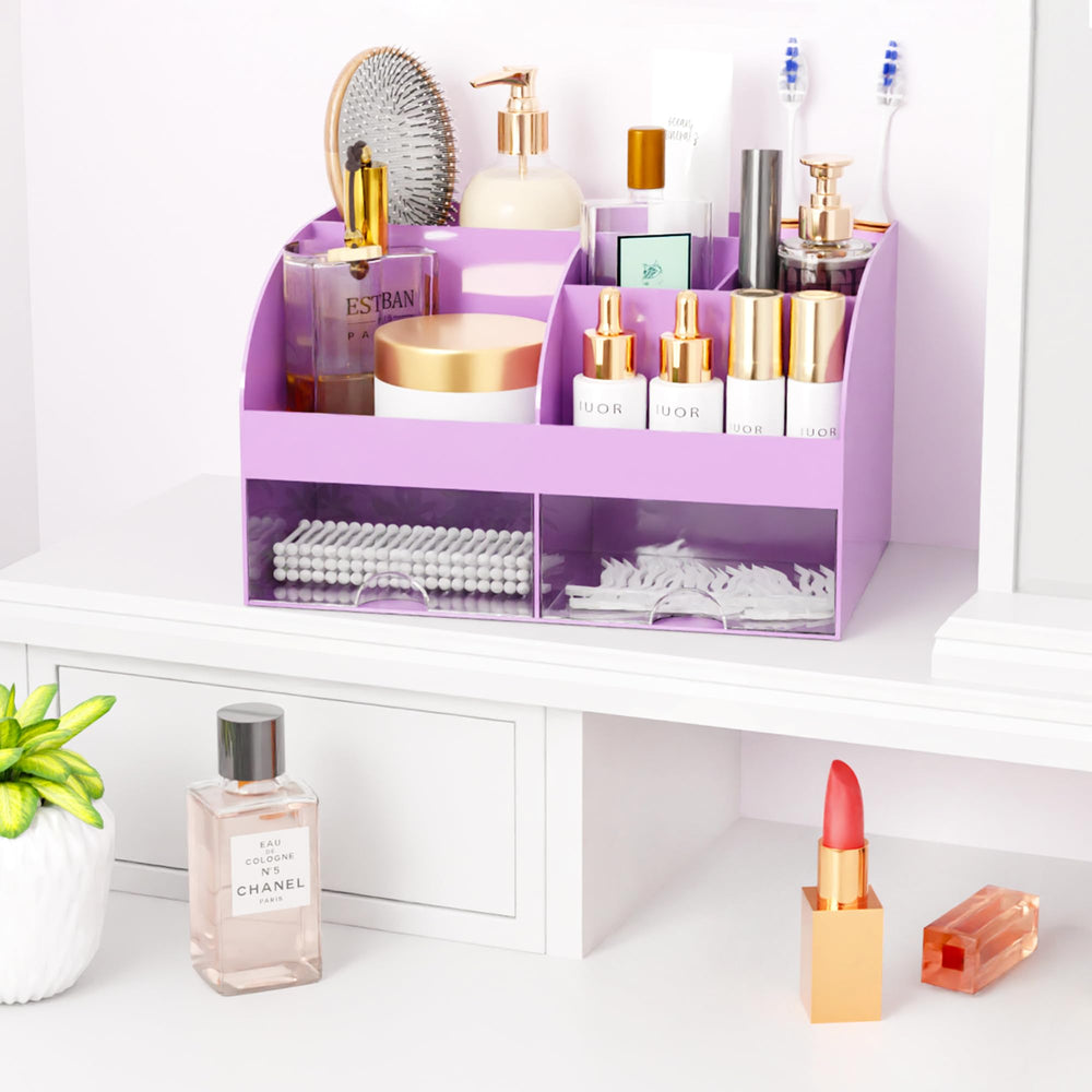 COMFYROOM Rangement soins visage et brosses sur le bureau, pratique.