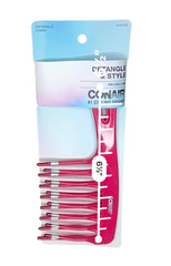 Utilisation sur cheveux mouillés ou secs, le peigne démêlant Conair démêle sans tirer.