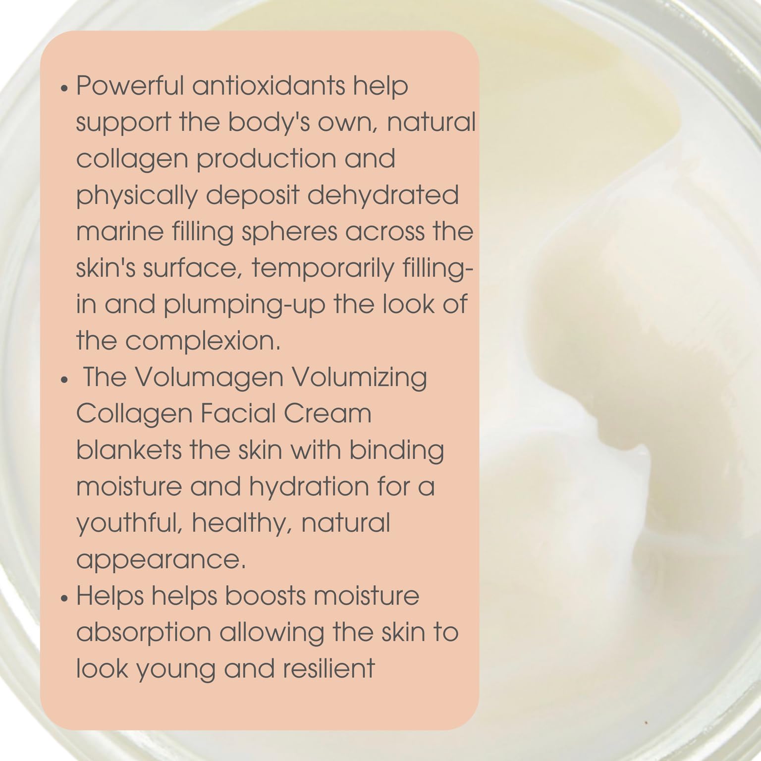 Texture légère de la crème Volumagen appliquée sur la peau.