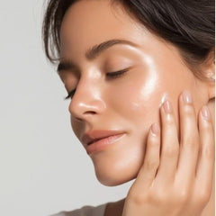 Consult Beaute Volumagen texture du sérum prête à l’application