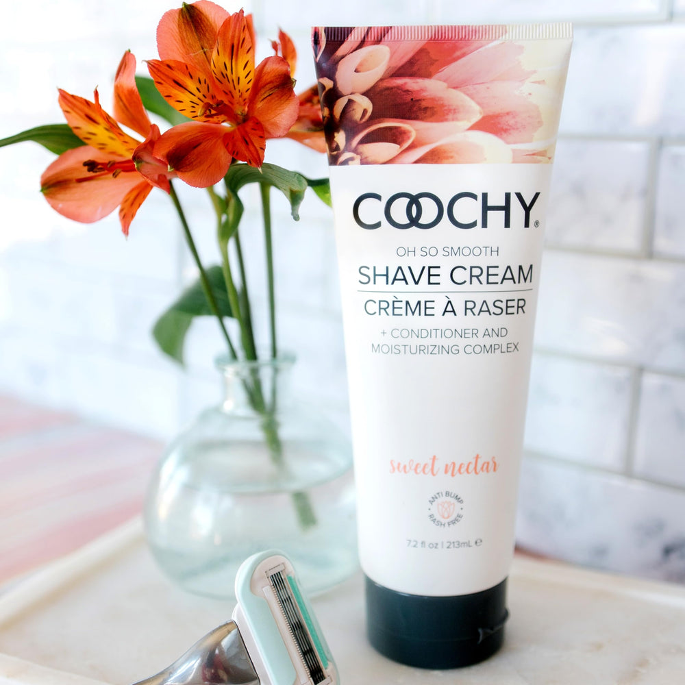 Coochy Crème de rasage – application facile sur les zones sensibles.