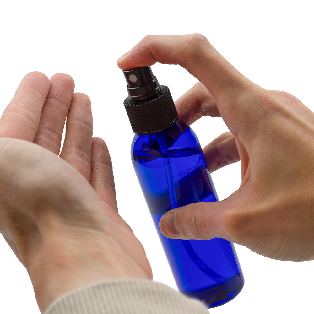 Cornucopia Brands flacon léger parfait pour déplacements et routines beauté.