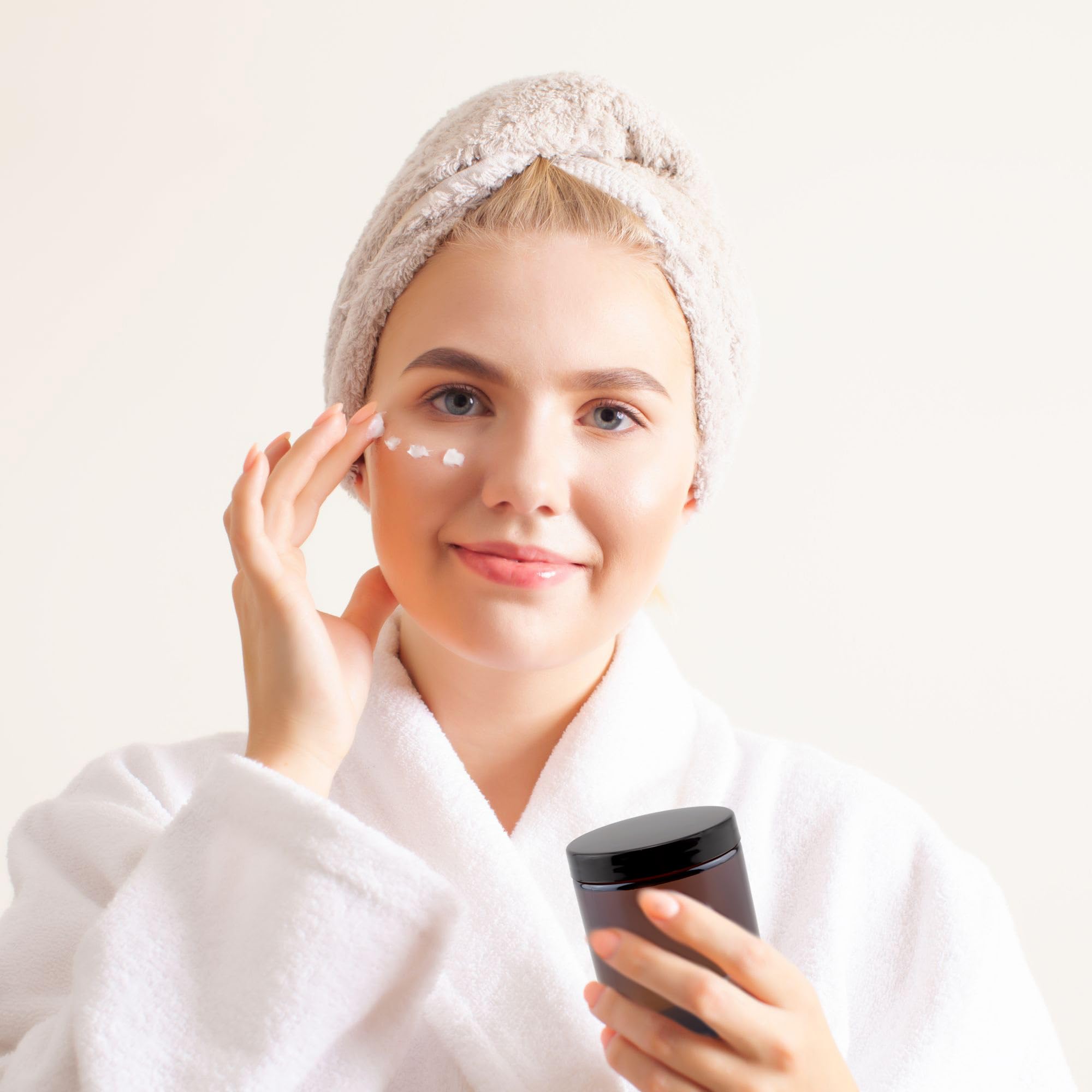 Cornucopia Brands utilisation polyvalente pour cosmétiques et épices.