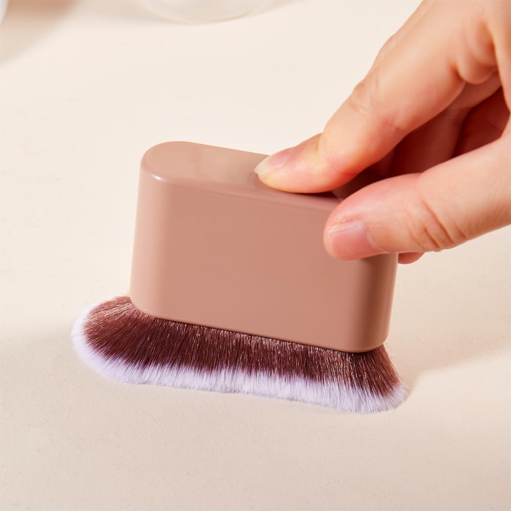 COSHINE brosse douce et sans irritation respectant la peau.